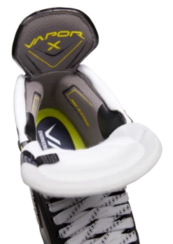 Bauer Vapor 3X Pro Intermediate Roller Skates -Hockey Boutique 1060217 RH VAPOR 3X PRO SKATE 0522 clipped