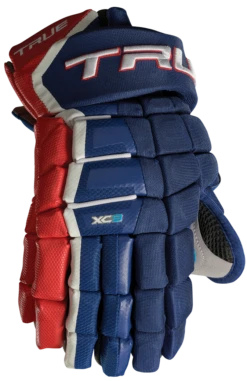 True Hockey True XC9 2020 Senior Hockey Gloves 11 True Hockey True XC9 2020 Senior Hockey Gloves -Hockey Boutique B2RAssets 770x1206 red blue 1