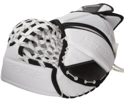 Bauer Supreme Ultrasonic Senior Goalie Catcher -Hockey Boutique Ultrasonic d869f1b6 0ca1 489e 95cd 0f6426f5dbd5