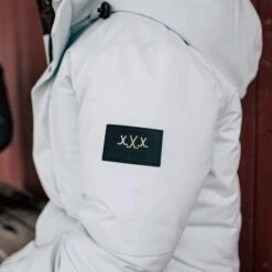 Bauer Ultimate Hooded Parka Women's -Hockey Boutique Women E2 80 99sBauerHockeyUltimateHoodedParka fbc77620 f1fb 4827 ba88 dae6b54a8219